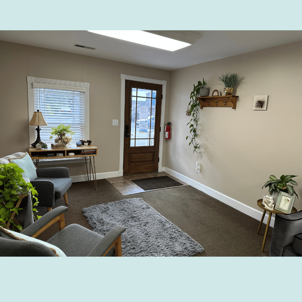 At Joy Spring Mental Health our goal is for you to be comfortable and supported. Welcome to our Boone location!